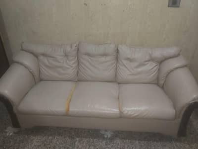 5 Seater Sofa Set (3+1+1) for Sale