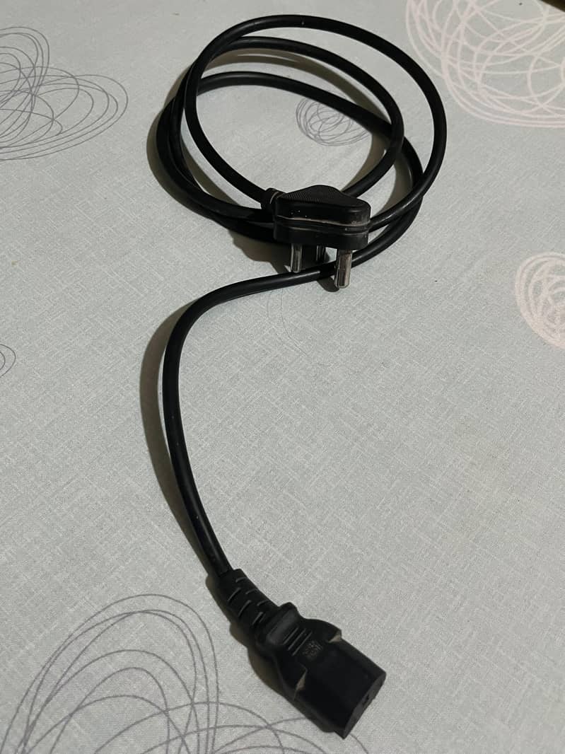 UPS in good condition 4