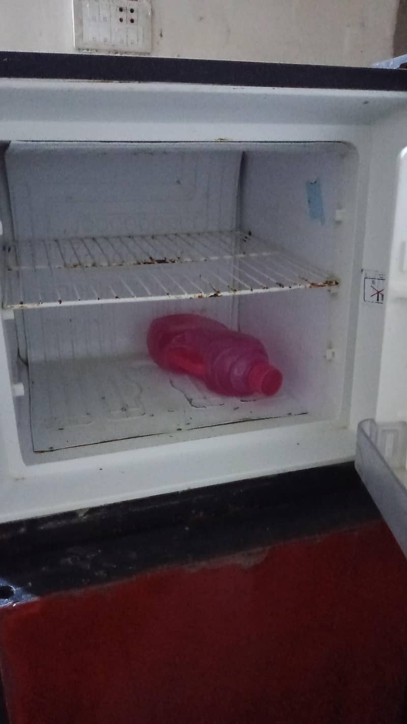 Dawlance Refrigerator 1
