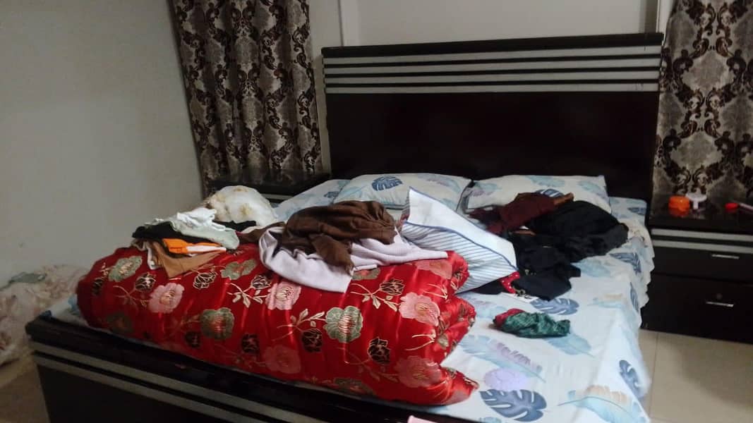 wooden bed set 1