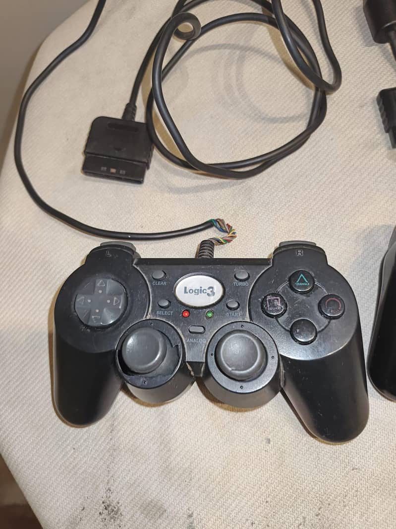 PLAYSTATION 2 3
