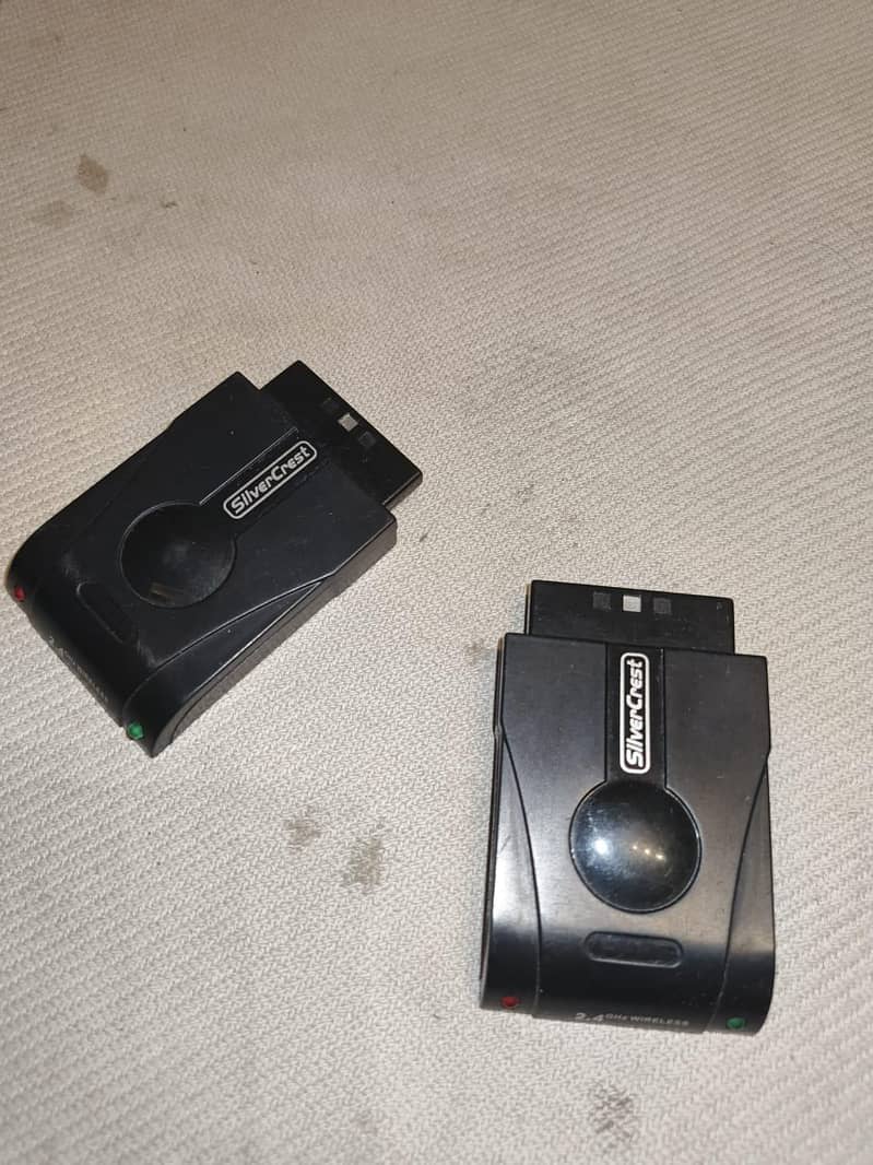 PLAYSTATION 2 4