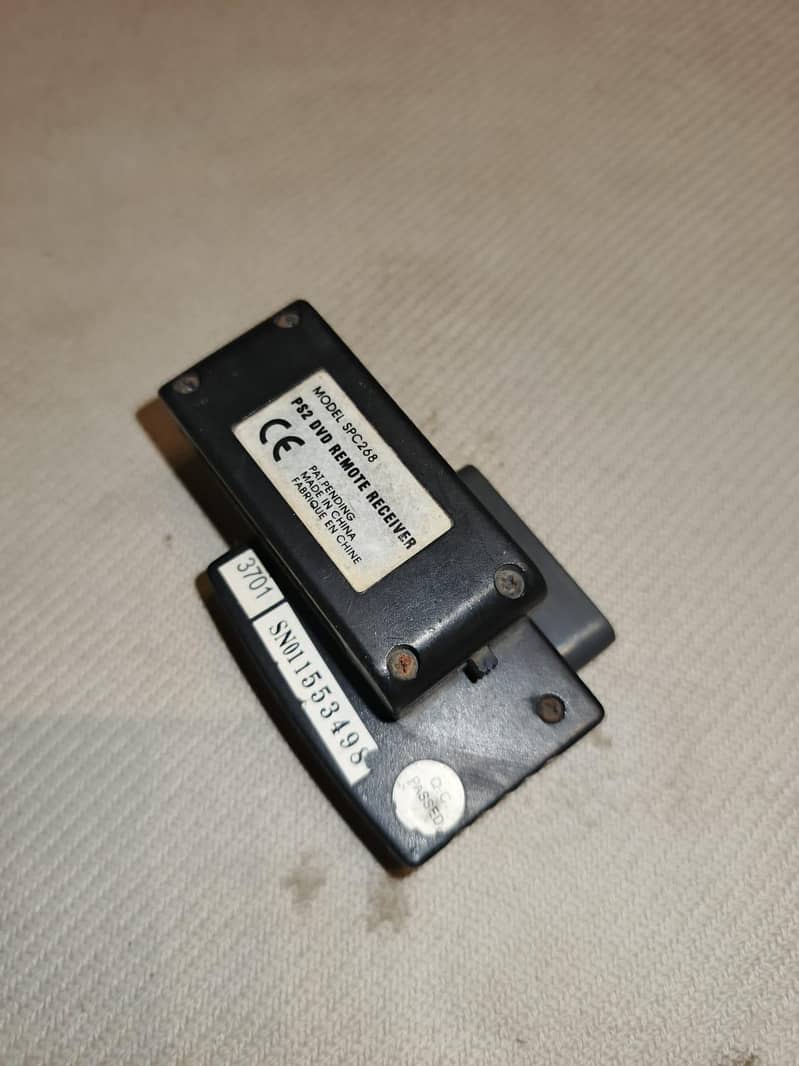 PLAYSTATION 2 8