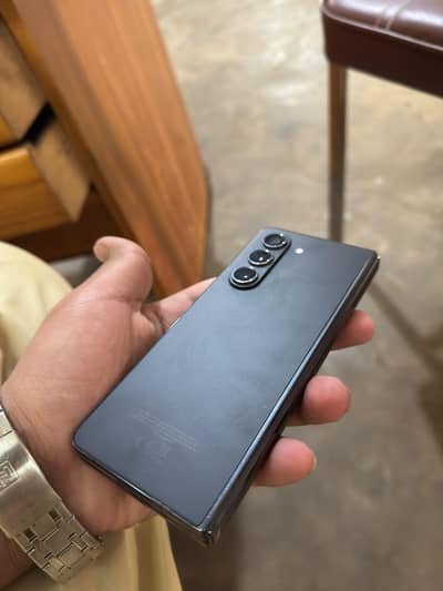 Samsung  Z Fold 5 Official PTA Approved 12/512GB 10/09 Dual Physical