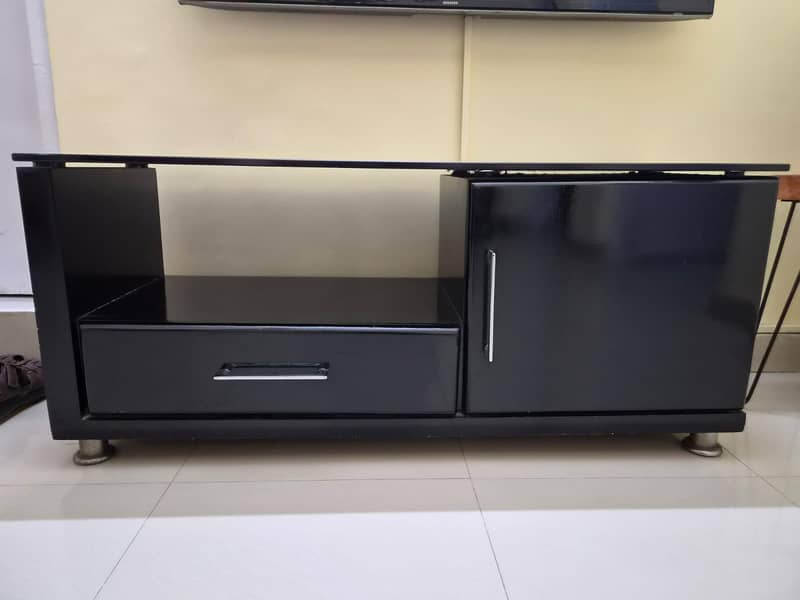 TV Console 5