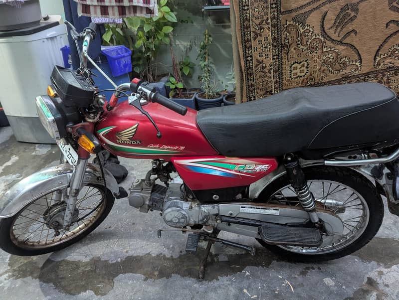 Honda CD 70 9