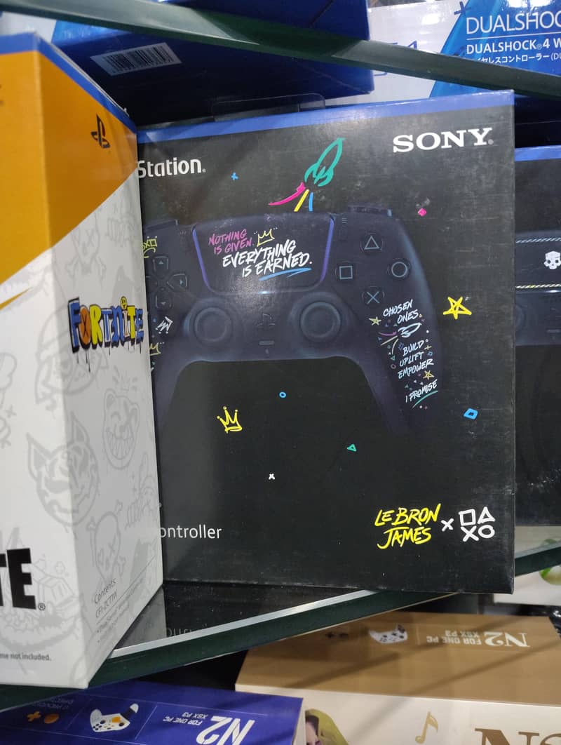 PS5 BRAND NEW CONTROLLER BOX PACK 2