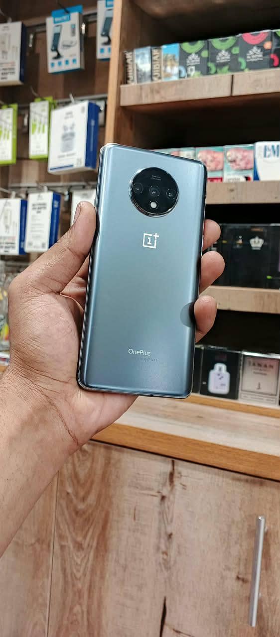 One Plus 7T 1