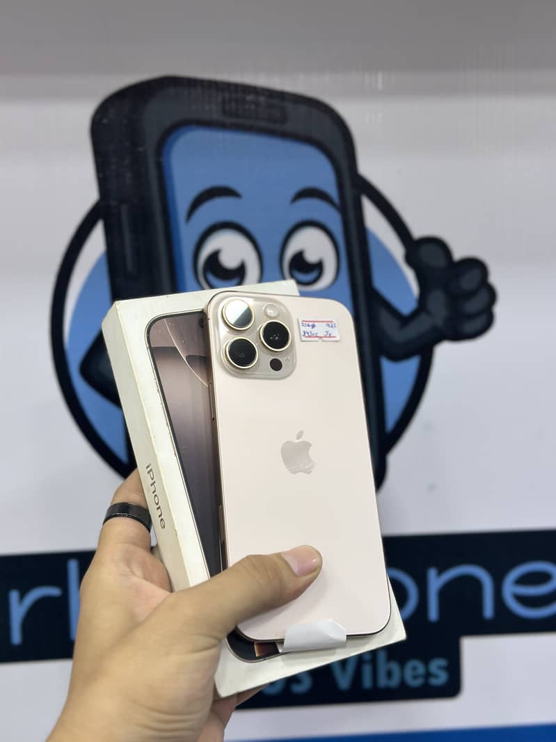 Apple iPhone 16 Pro Max 256GB Desert Titanium 4