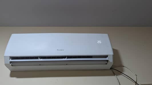 GREE DC INVERTER 1.5 TON wifi technology n heat n cool modal