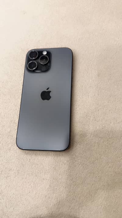I Phone 16 pro max black titanium 256Gb with 100% battery