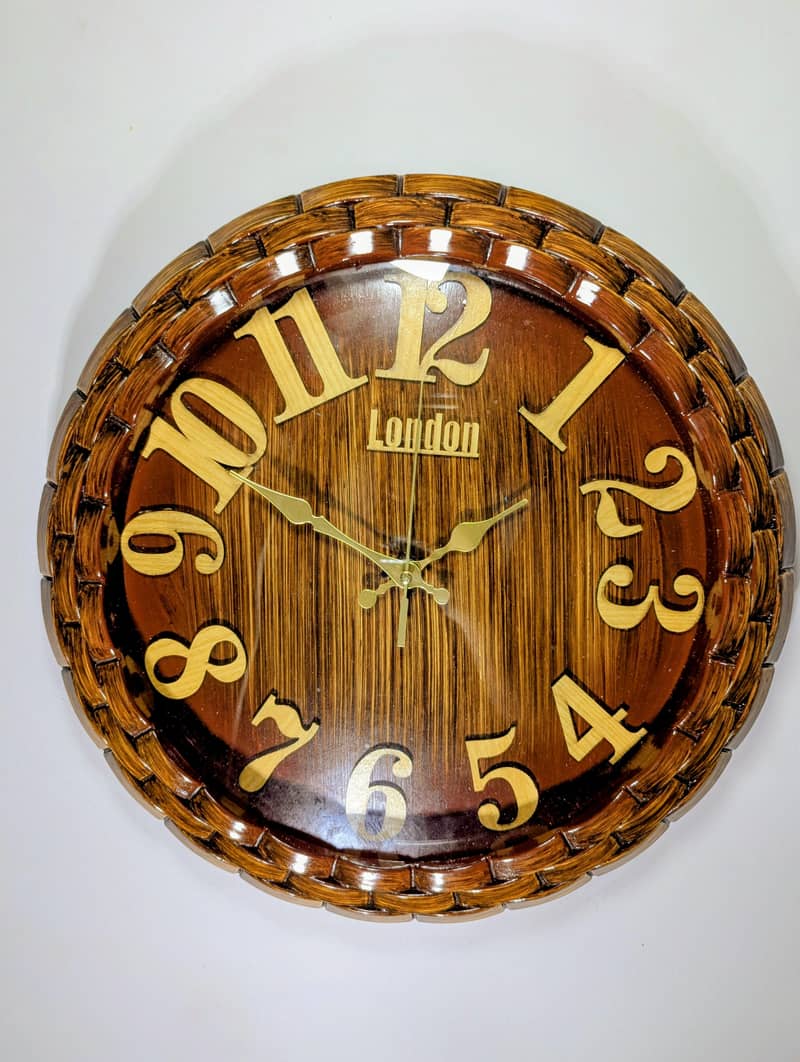 IMPORTED WALL CLOCK 2