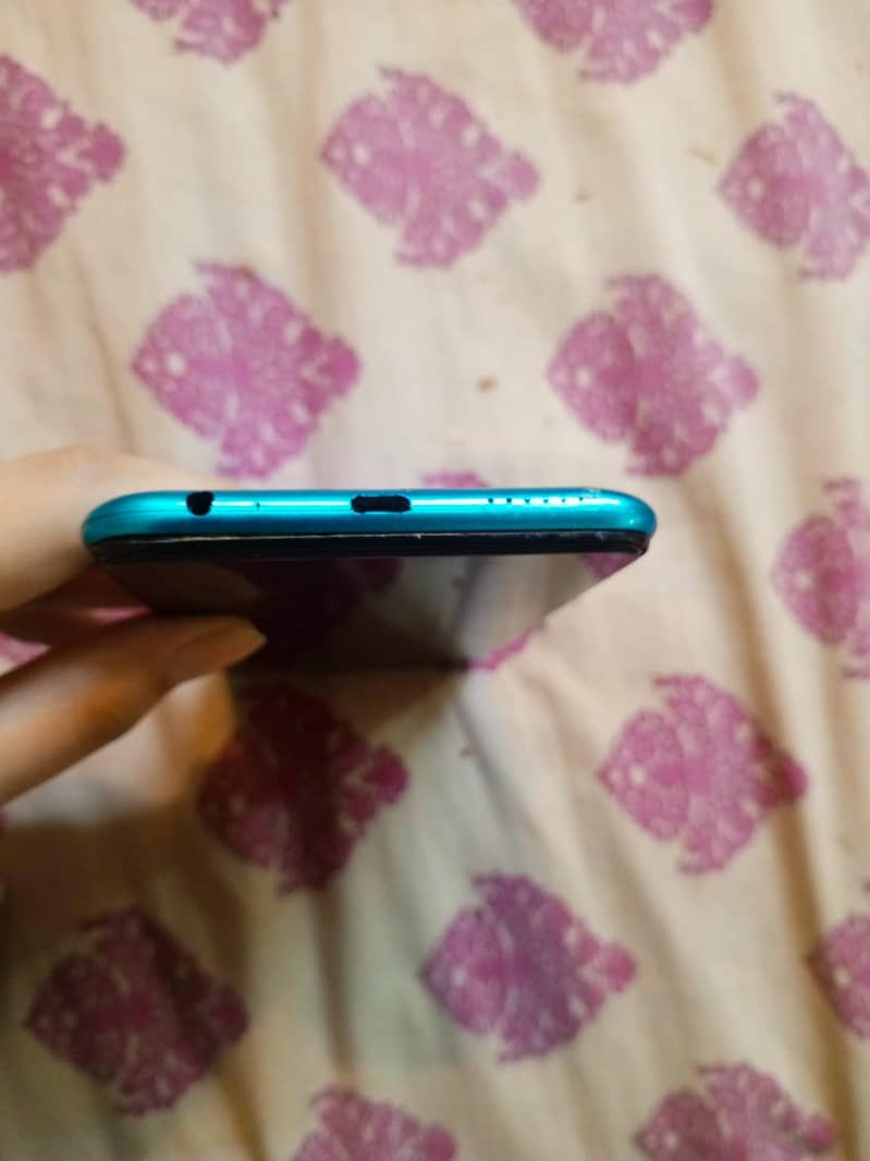 Tecno Spark 4 2
