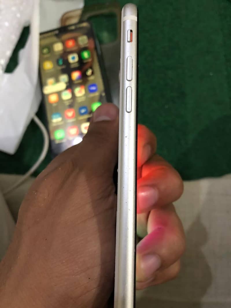 Apple iPhone SE 2