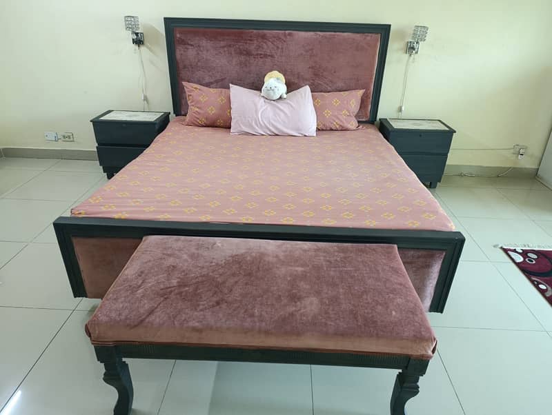 King bed 2
