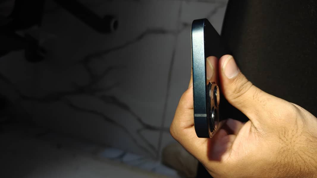Apple iPhone 13 1