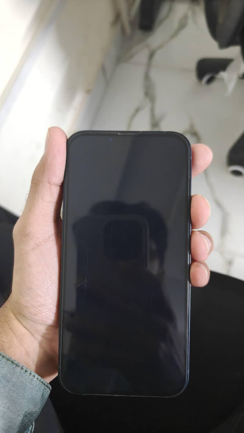 Apple iPhone 13 3