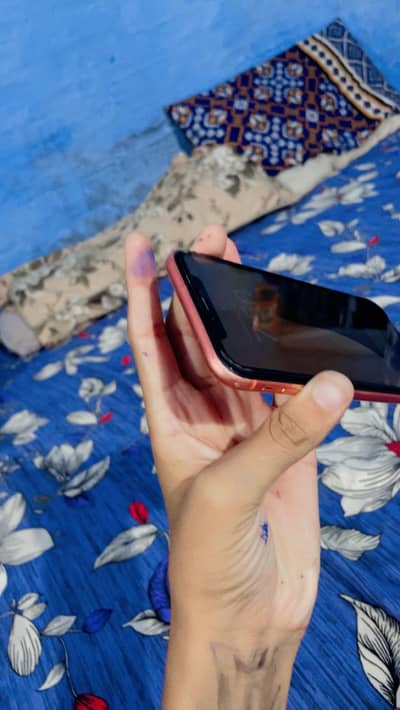 Apple iPhone XR
