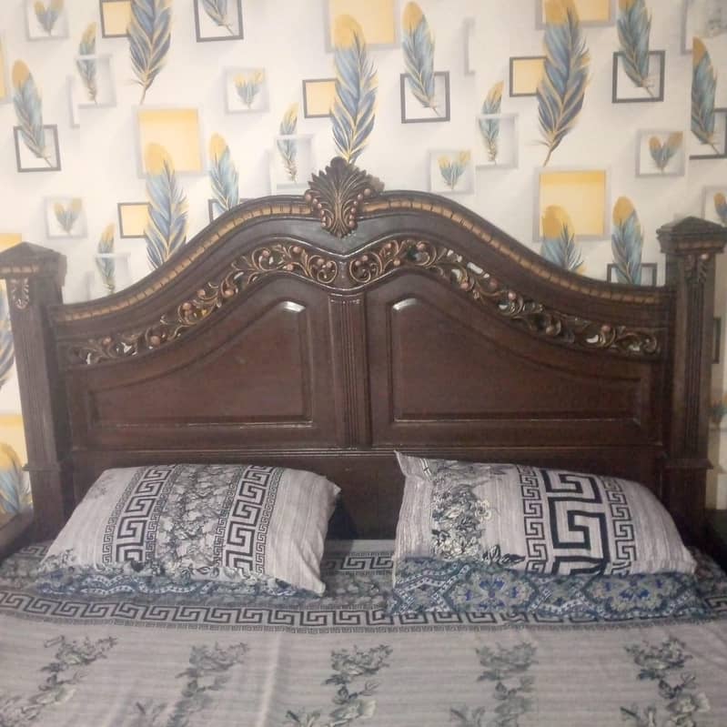 Solid Wooden Bed Set Condition 10/10 0