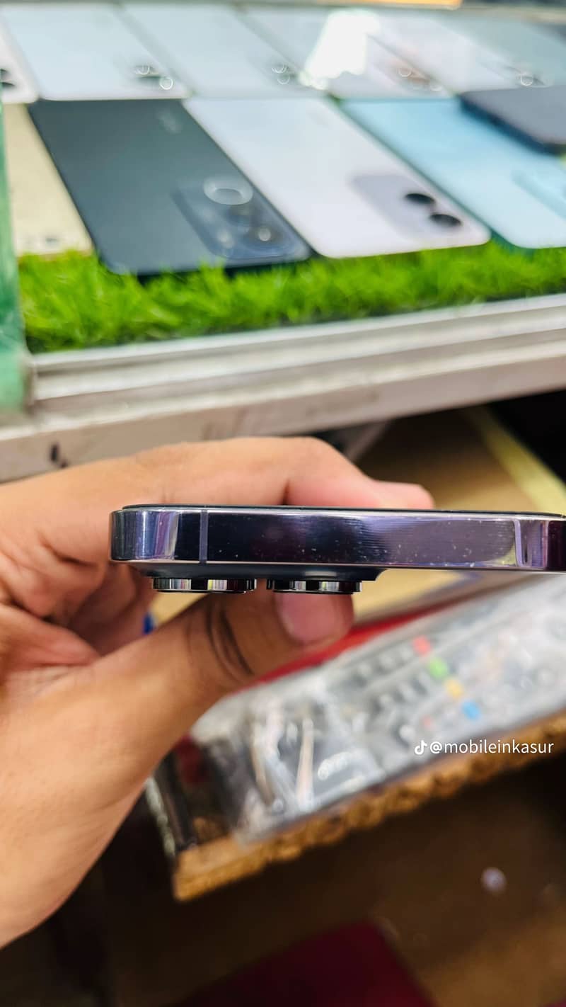 Apple iPhone 14 Pro 2