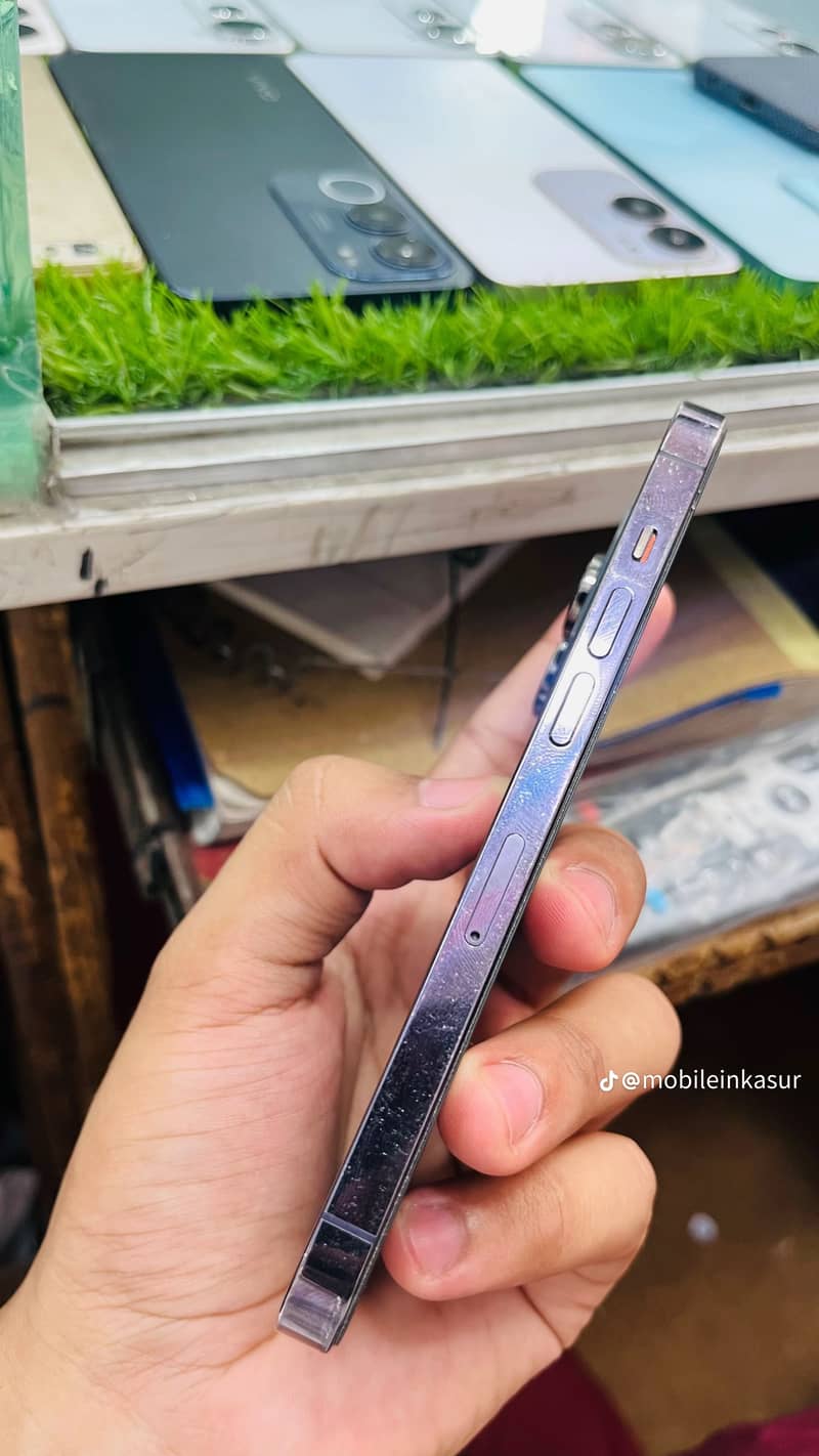 Apple iPhone 14 Pro 4