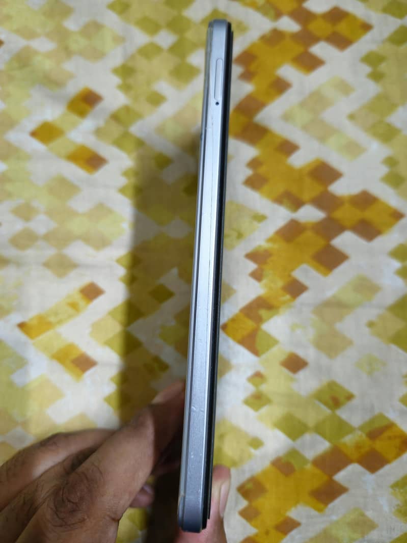 Infinix Note 12 Pro 4