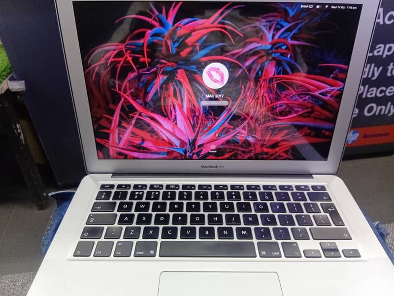 Mac Book Air 5