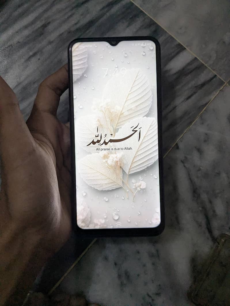 Vivo V21 3