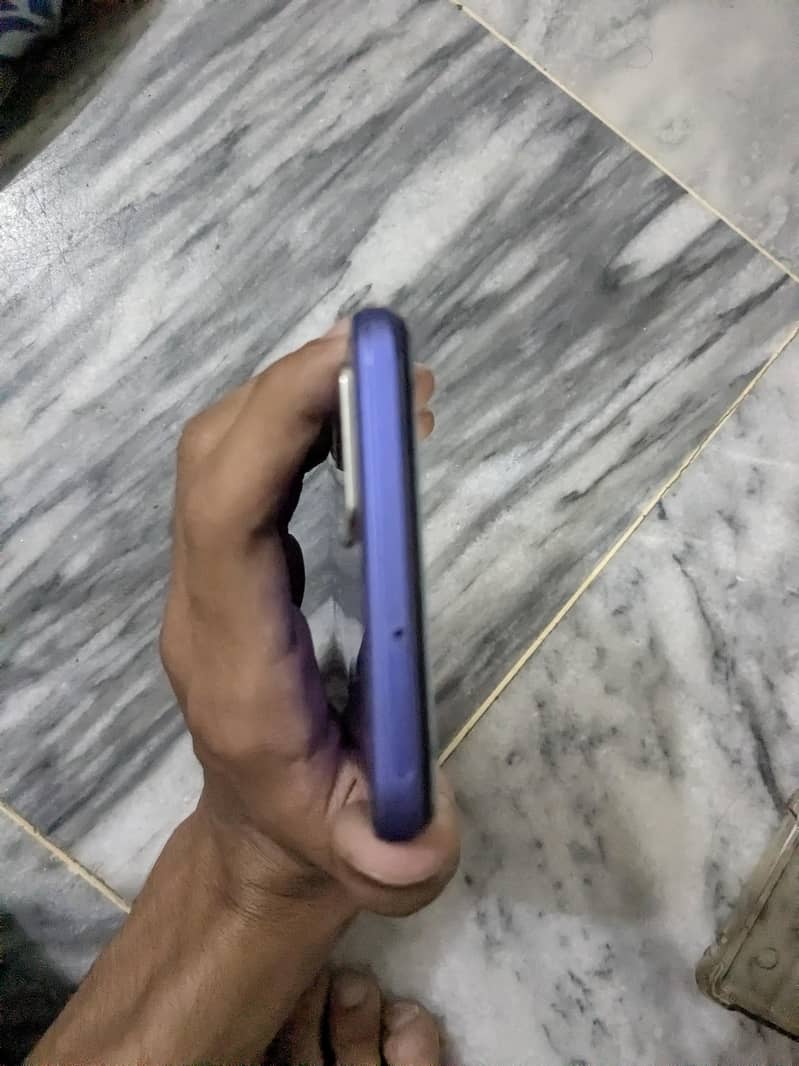 Vivo V21 5