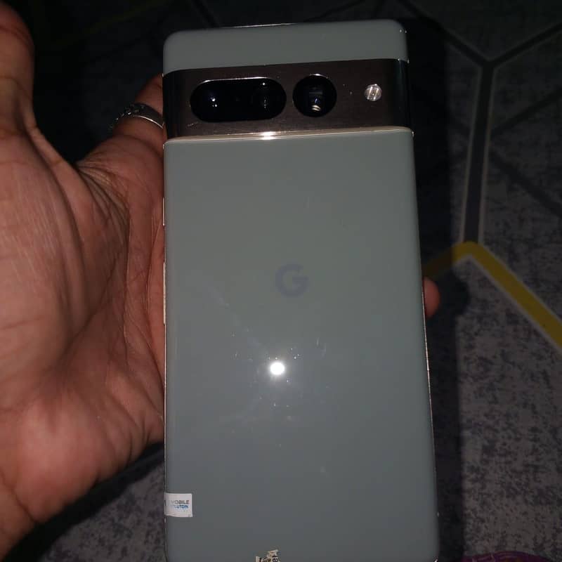 Google Pixel 7 Pro 4