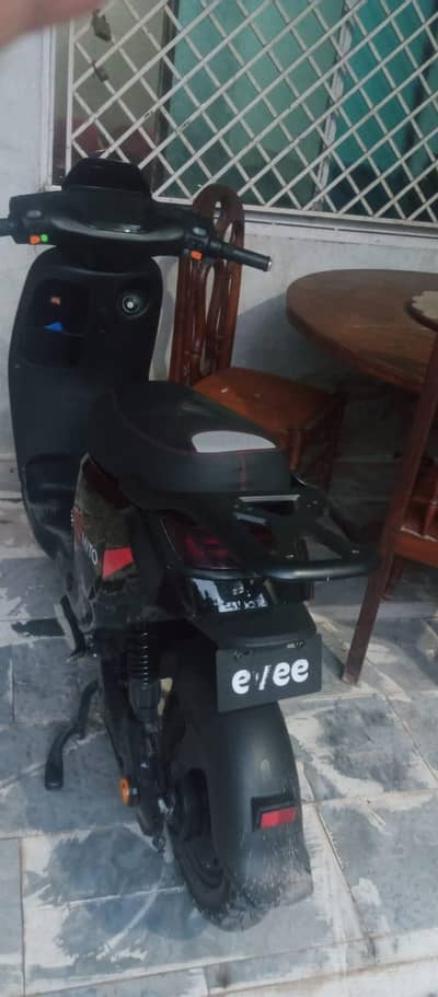 Scooty for sale 03165084536