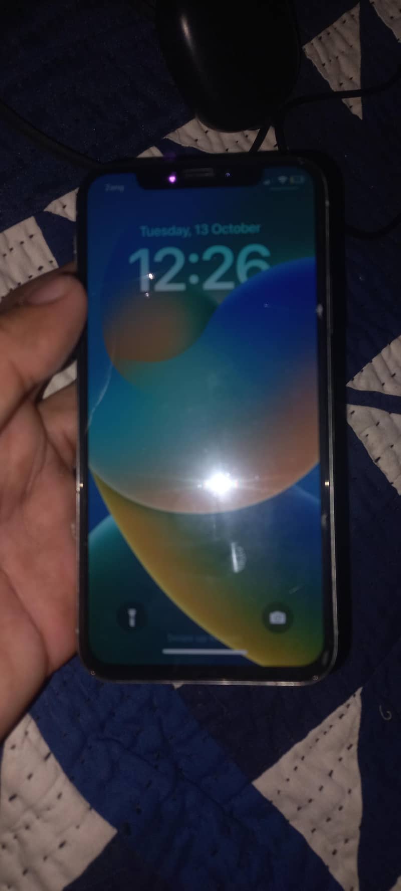 Apple iPhone X 3