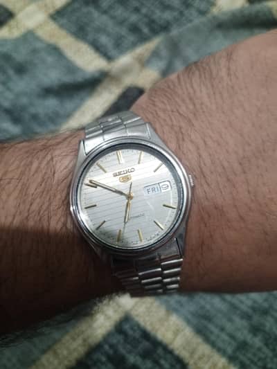 seiko 5 automatic
