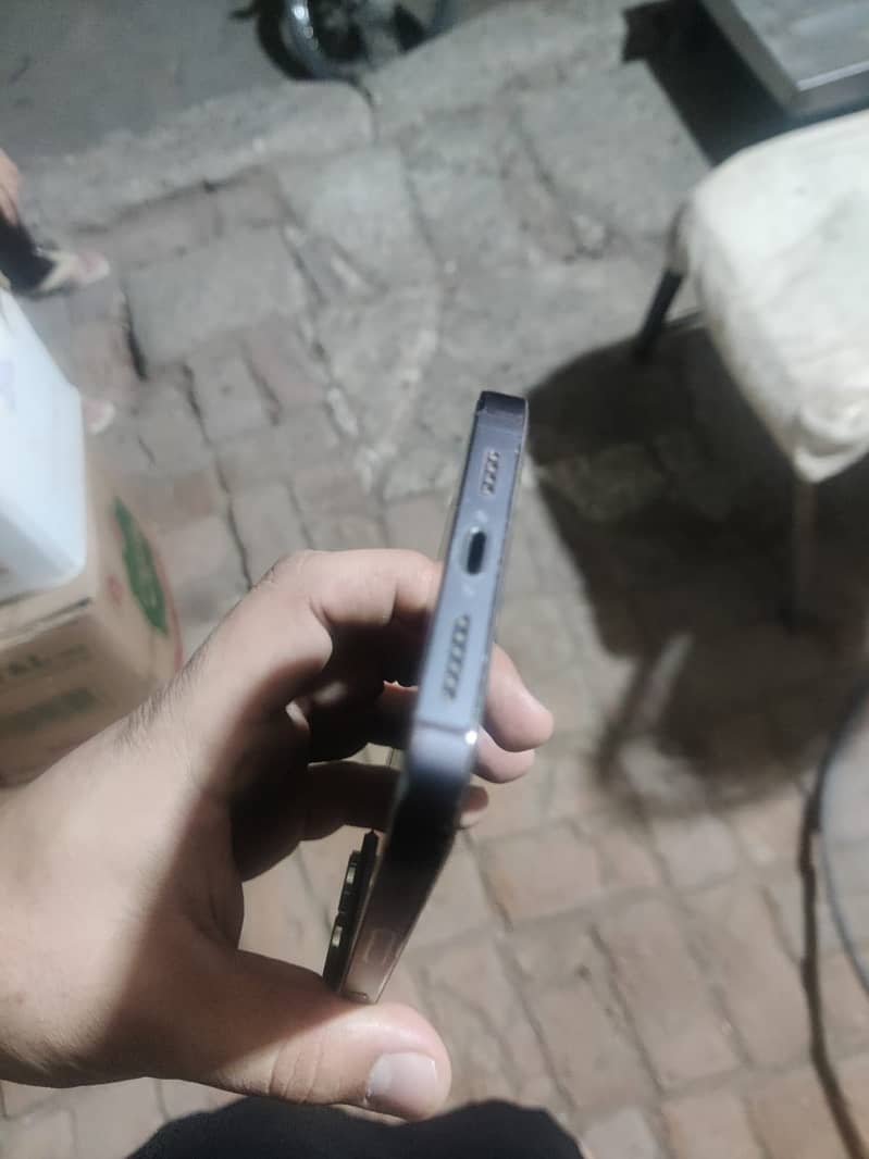 Apple iPhone 14 Pro Max 2