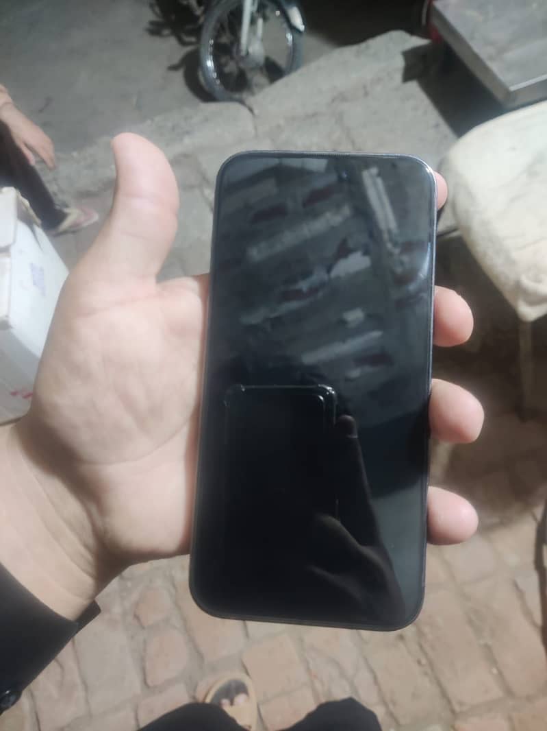 Apple iPhone 14 Pro Max 4