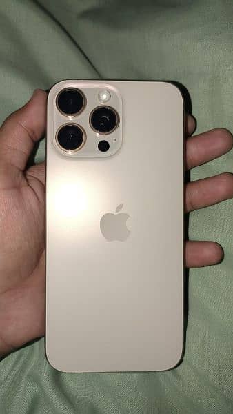 Apple iphone 16 Pro Max 1