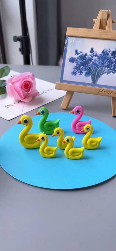 خوبصورت ہاتھ سے بنی مٹی کی بطخیں (گھر کی سجاوٹ کے لیے بہترین شو پیس
