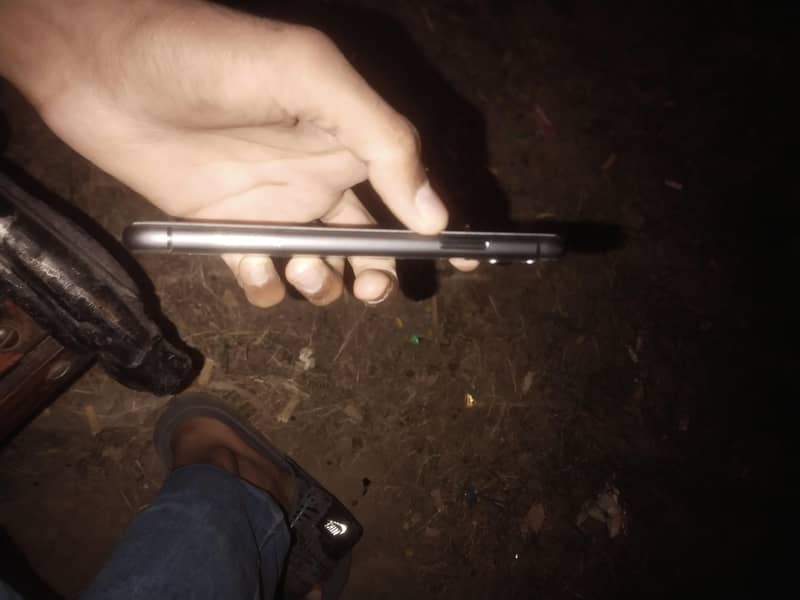 Apple iPhone 11 2