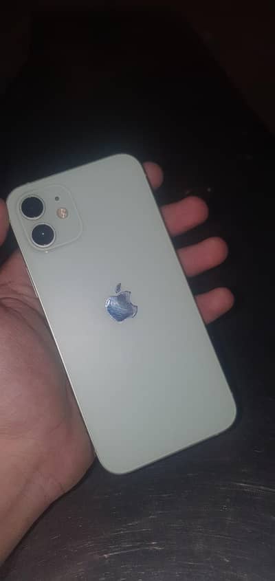 iPhone  12
