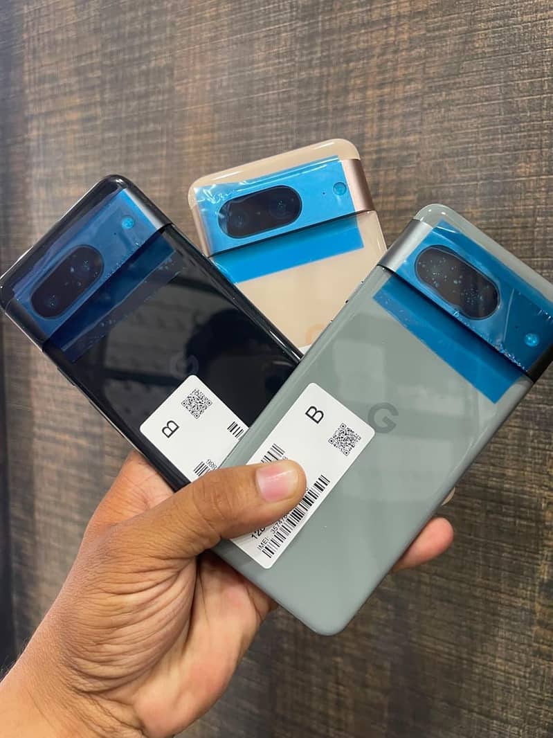 Google Pixel 8 4