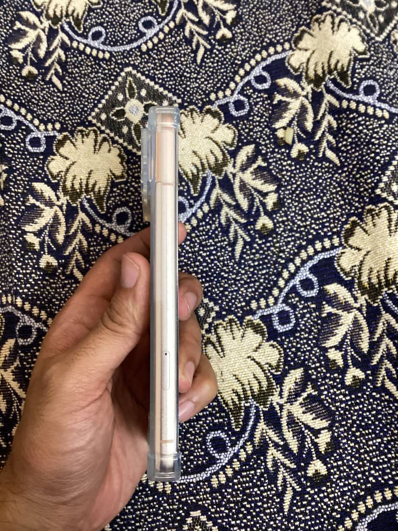 Google Pixel 8 2
