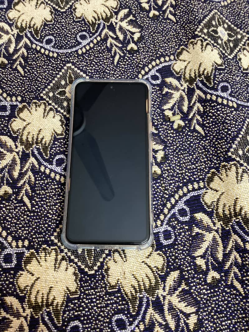 Google Pixel 8 4