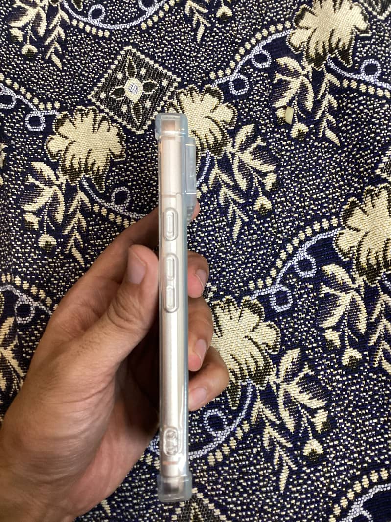 Google Pixel 8 6