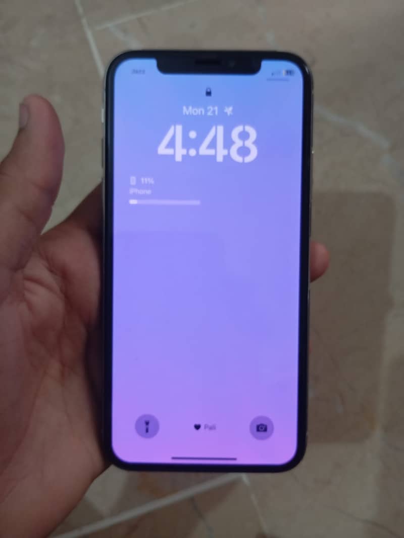 Apple iPhone X 3