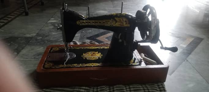 Singer Sewing Machine for Sale