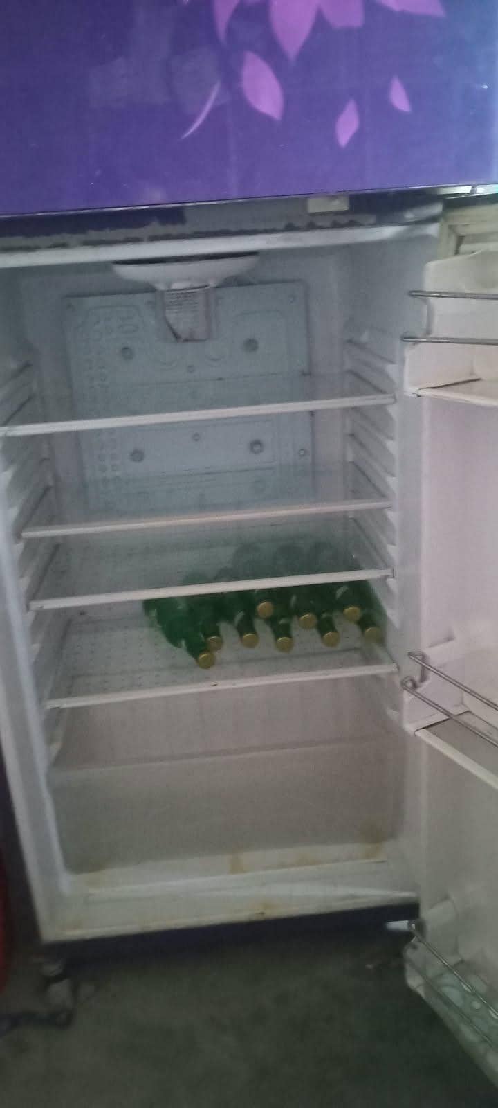 WAVES REFRIGERATOR 2