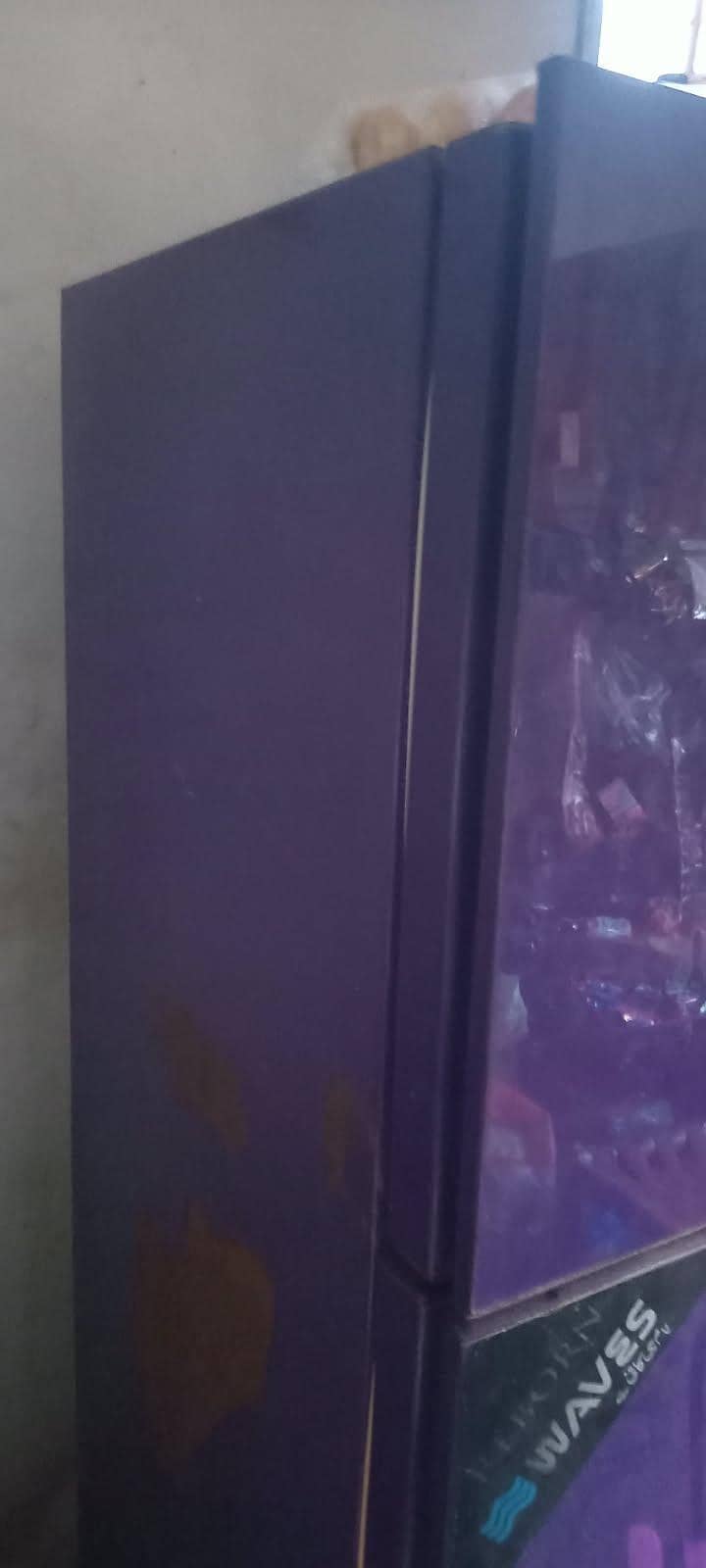 WAVES REFRIGERATOR 5