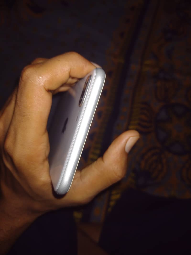 Apple iPhone 8 Plus 7