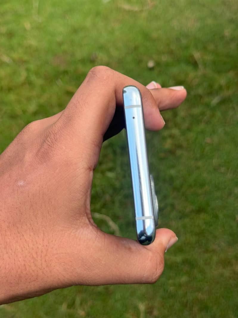 One Plus 9 Pro 5