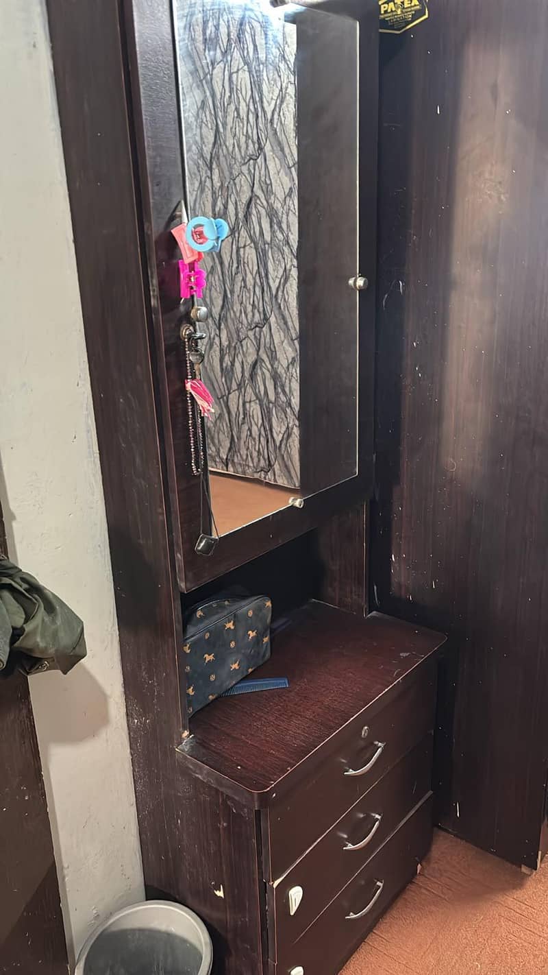 dressing table 2